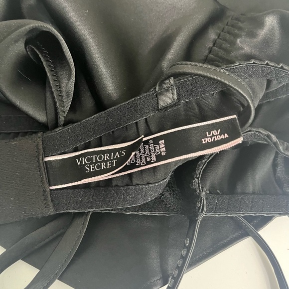 Victoria’s Secret Size L - Picture 6 of 9